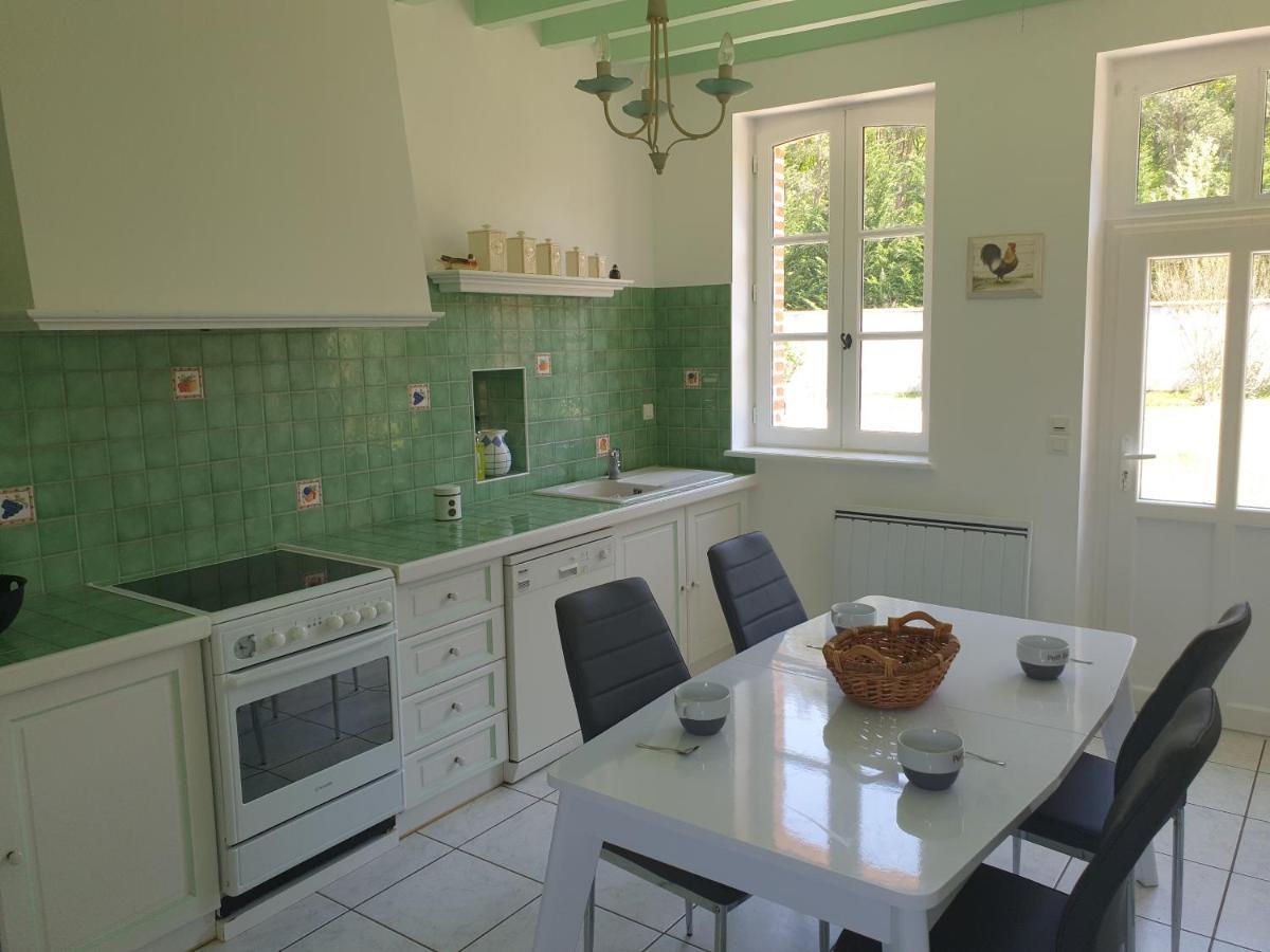 Villa Domaine du Rothay à Lassay-sur-Croisne Extérieur photo